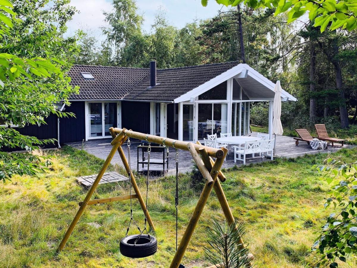 8 Person Holiday Home In Gedser Exterior foto